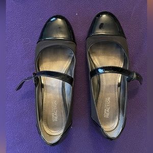 Kenneth Cole Reaction black Mary Jane’s.